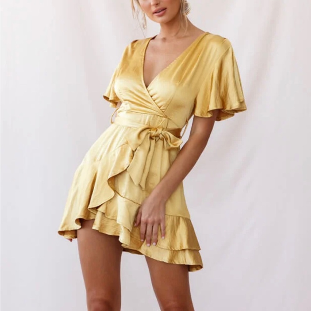 CAMI ANGEL SLEEVE FAUX WRAP DRESS MUSTARD